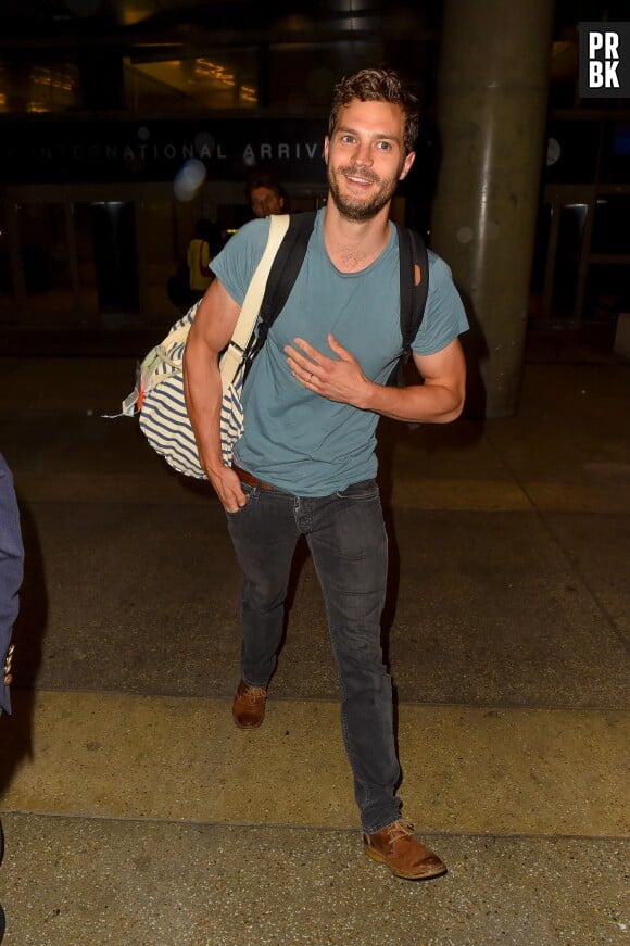Jamie Dornan à l'aéroport de LAX à Los Angeles pour tourner de nouvelles scènes de Fifty Shades of Grey