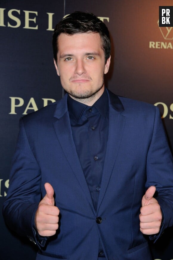 Josh Hutcherson prend la pose pour Paradise Lost, le 21 octobre 2014 à Paris