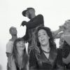 Amel Bent - Regarde-nous, le clip officiel... hommage à Beyoncé