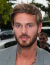  M. Pokora a remis le trophée au gagnant Rayane Bensetti lors de la finale de Danse avec les stars 5, le 29 novembre 2014 