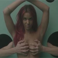 Shy&#039;m : L&#039;effet de serre, le clip hot et déshabillé avec la chanteuse topless