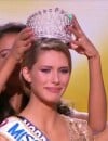  Camille Cerf : Miss France 2015 couronn&eacute;e par Flora Coquerel 