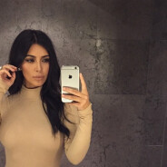 Kim Kardashian sexy dans une robe moulante à... 15 euros