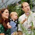 Prince George craquant aux côtés de Kate Middleton et du Prince William
