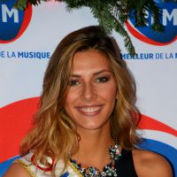 Camille Cerf glamour, Garou décontracté... les stars invitées de la matinale de RFM