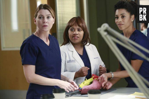 Grey's Anatomy saison 11, épisode 10 : Merdith, Bailey et Maggie sur une photo