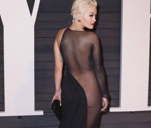 Rita Ora presque nue à l'after party des Oscars 2015 organisée par Vanity Fair le 22 février