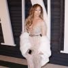 Jennifer Lopez sexy et décolletée à l'after party des Oscars 2015 organisée par Vanity Fair le 22 février