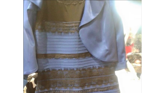 #LaRobeEst : quand Twitter et les stars s'affolent à cause de la couleur d'une robe