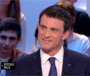 Doria Tillier de retour dans le Grand Journal : Vanessa vient coacher Manuel Valls