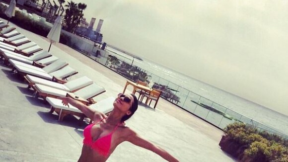 Leila Ben Khalifa sexy en bikini sur Instagram avant une déclaration avec Aymeric Bonnery