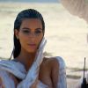 Kim Kardashian nue dans un épisode de la télé-réalité Keeping Up With The Kardashians