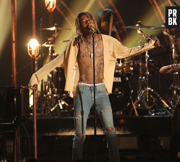 Paul Walker : Wiz Khalifa rend hommage à l'acteur lors des Billboard Music Awards 2015