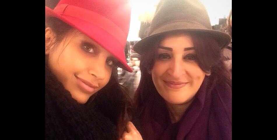  Somayeh (Les Anges 7) : selfie avec sa maman sur Instagram 