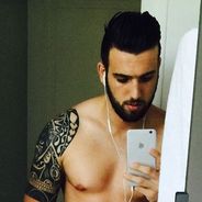 Aymeric Bonnery sportif et torse nu : nouvelle photo sexy sur Instagram