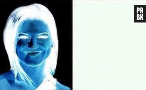 Illusion d'optique : fixez le point sur le visage de l'image de gauche pendant 15 secondes, puis regardez l'image blanche à droite