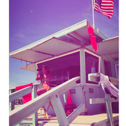 Tal sexy aux Etats-Unis : sa photo en mode Alerte à Malibu