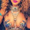 Rihanna s'exhibe au carnaval de la Barbade 2015