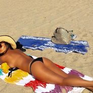 Nicole Scherzinger topless : séance bronzette ultra sexy pour l&#039;ex de Lewis Hamilton sur Instagram