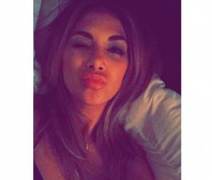 Nicole Scherzinger : selfie sexy au lit sur Instagram