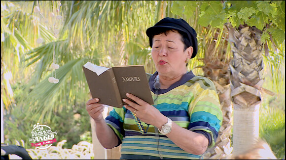 Les Anges All Stars - Livia VS Linda sur Twitter : "écoliere de 60 ans capricieuse égocentrique"