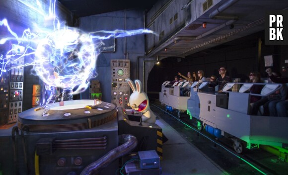 L'attraction La machine à Voyager dans le temps avec les Lapins Crétins a ouvert ses portes le 21 décembre 2013 au Futuroscope