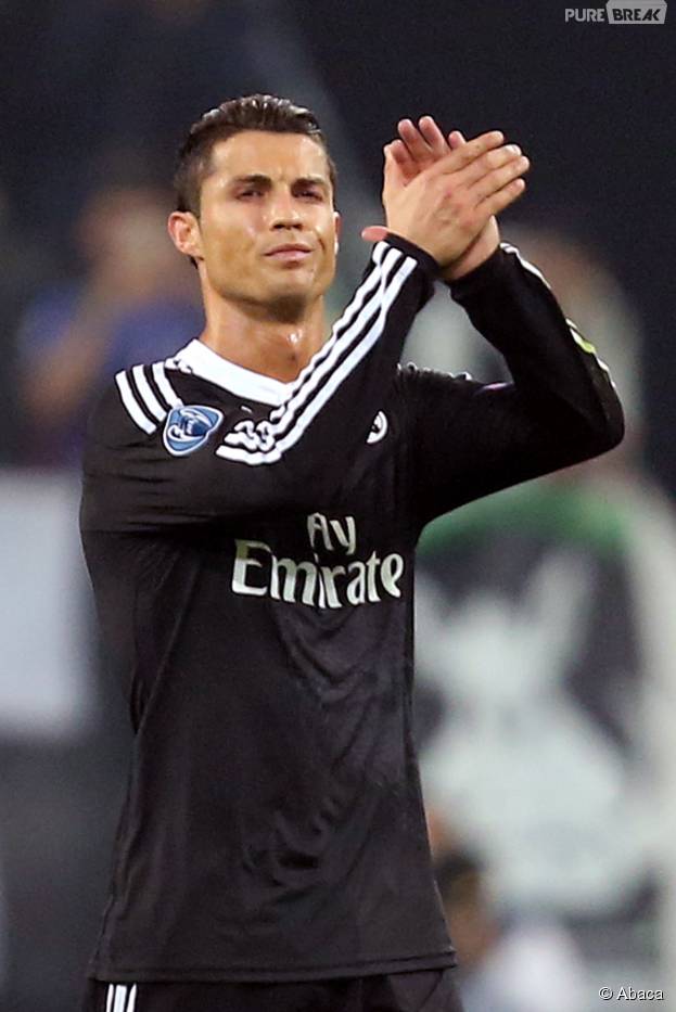Cristiano Ronaldo s'associe à une campagne pour financer des cours de sports pour les enfants d'Haïti