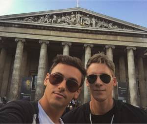 Tom Daley et son petit ami Dustin Lance Back se sont fiancés en septembre 2015