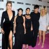Khloé Kardashian, Kourtney Kardashian, Kim Kardashian, Kris Jenner et Kylie Jenner à la soirée anniversaire des 50 ans du magazine Cosmopolitan le 12 octobre 2015 à Los Angeles