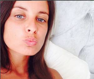 Malika Ménard : selfie no make up au réveil sur Instagram