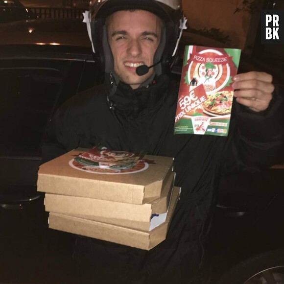 Squeezie en livreur de pizza grâce à Guillaume Pley, le 19 octobre 2015
