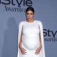 Kim Kardashian enceinte aux InStyle Awards le 26 octobre 2015 à Los Angeles
