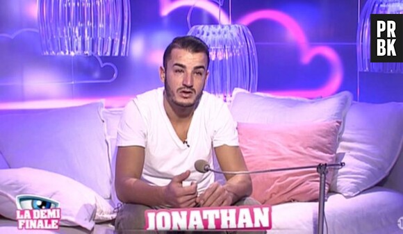 Jonathan (Secret Story 9) bouleversé par le départ de Coralie