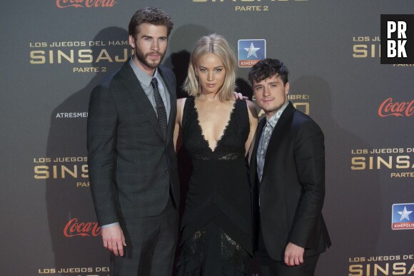 Jennifer Lawrence, Josh Hutcherson et Liam Hemsworth posent à l'avant-première d'Hunger Games 4 à Madrid le 10 novembre 2015