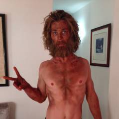 Chris Hemsworth maigre et barbu : la photo choc de sa perte de poids pour Au coeur de l'océan