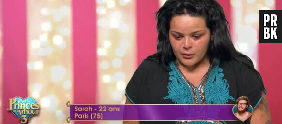 Les Princes de l'amour 3 : Sarah en larmes dans l'épisode 22 diffusé le8 décembre 2015, sur W9