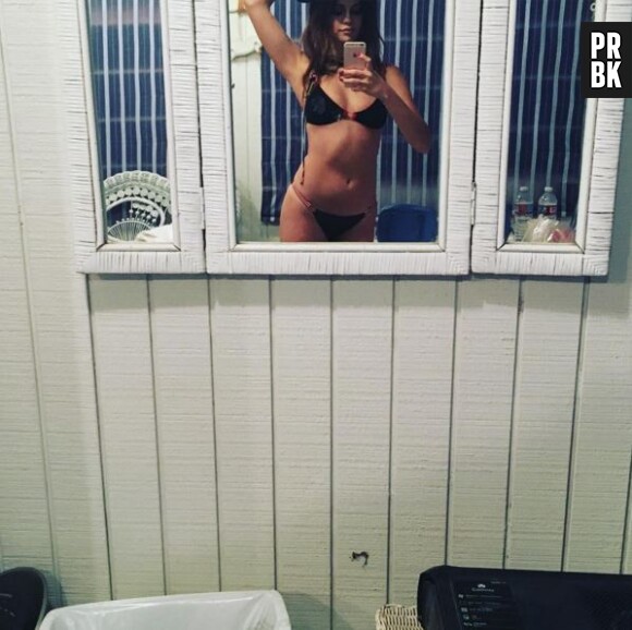 Selena Gomez sexy en bikini sur Instagram, le 17 décembre 2015