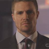 Arrow saison 4 : l&#039;identité du mort mystère dévoilée dans une nouvelle bande-annonce ?