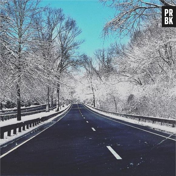 Nabilla Benattia et Thomas Vergara : vacances en amoureux à la montagne