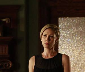 How To Get Away With Murder saison 2, épisode 12 : Bonnie (Liza Weil) sur une photo