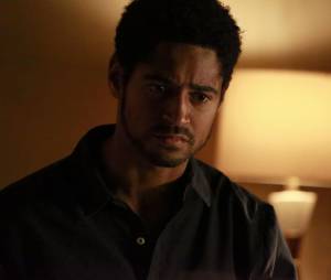 How To Get Away With Murder saison 2, épisode 12 : Wes (Alfred Enoch) sur une photo
