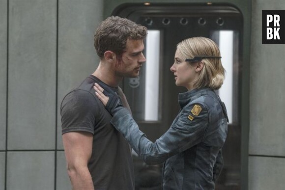 Divergente 3 : Quatre (Theo James) et Tris (Shailene Woodley) sur une photo