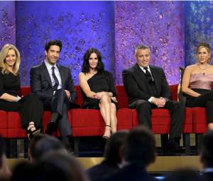 Matt Leblanc, Jennifer Aniston, Courteney Cox, Lisa Kudrow et David Schwimmer s'étaient retrouvés lors d'un prime sur NBC en début d'année 2016.