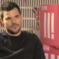 Taylor Lautner : la fin des abdos pour l'ex-star de Twilight ?