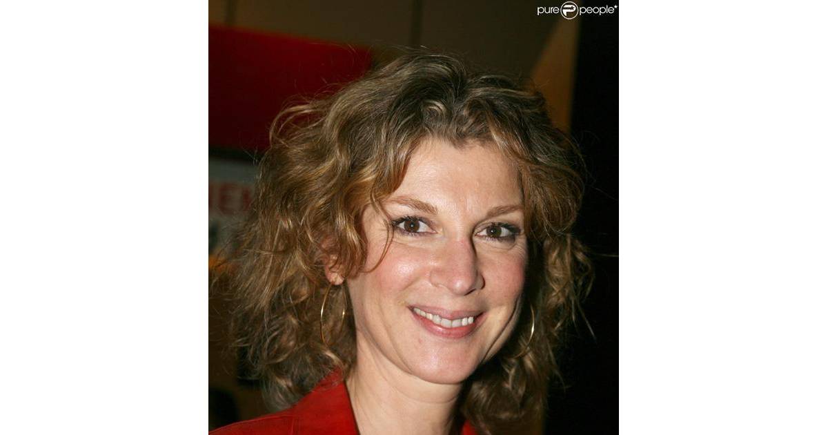 Quelles Sont Les Origines De Michèle Laroque