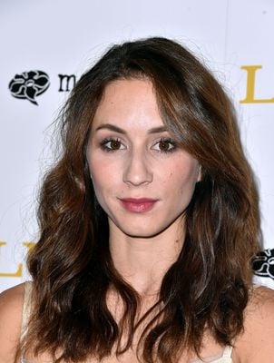 Troian Bellisario