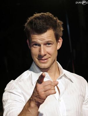 Eric Mabius