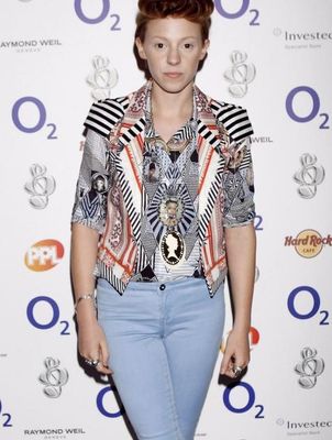 La Roux