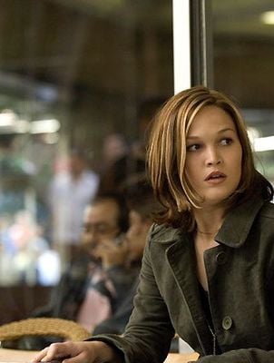 Julia Stiles