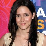 Shannon Woodward